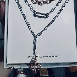 STYLE AND GRACE LUXE LAYER NECKLACE